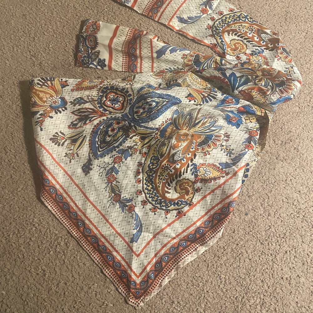 Patterned Scarf Top